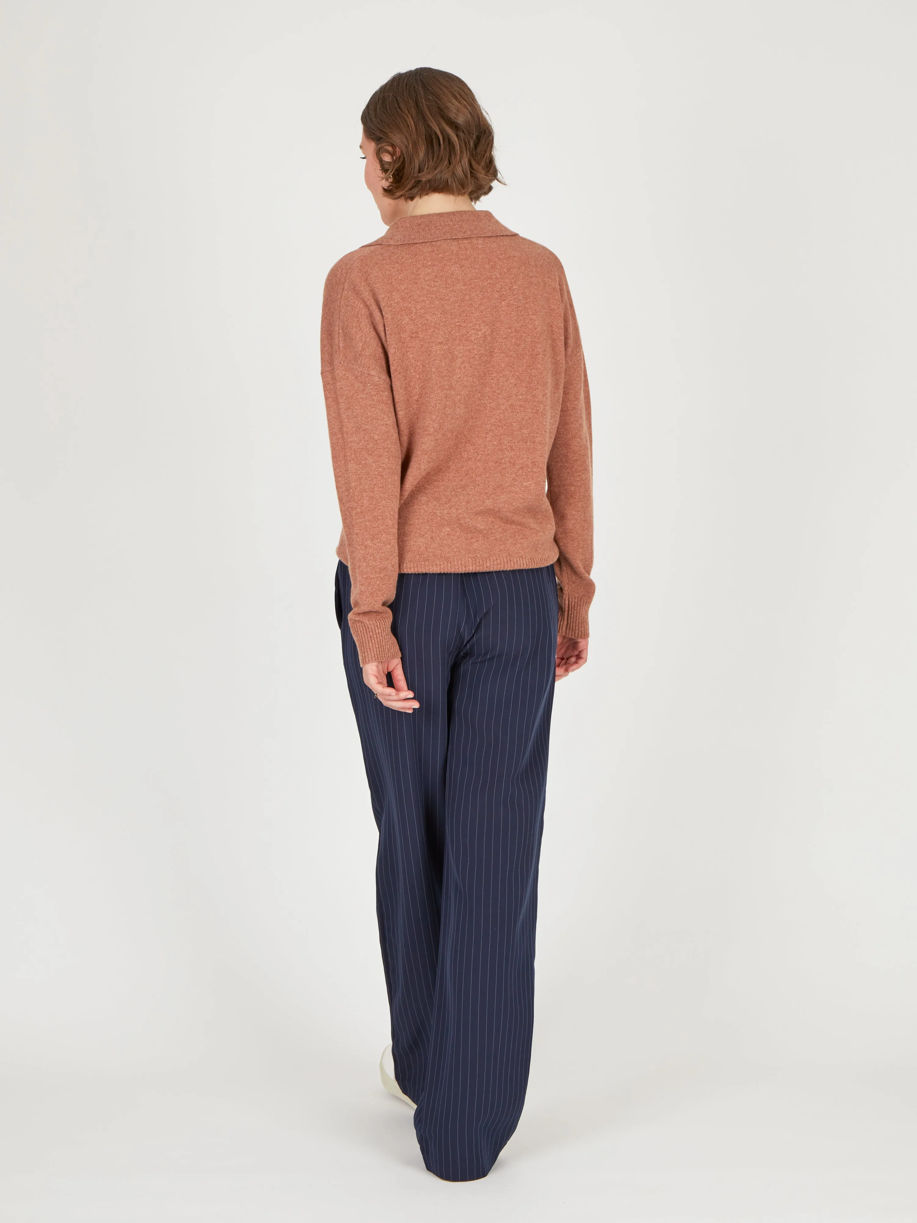 Core Standard 100% Cashmere Relaxed Collar Jumper