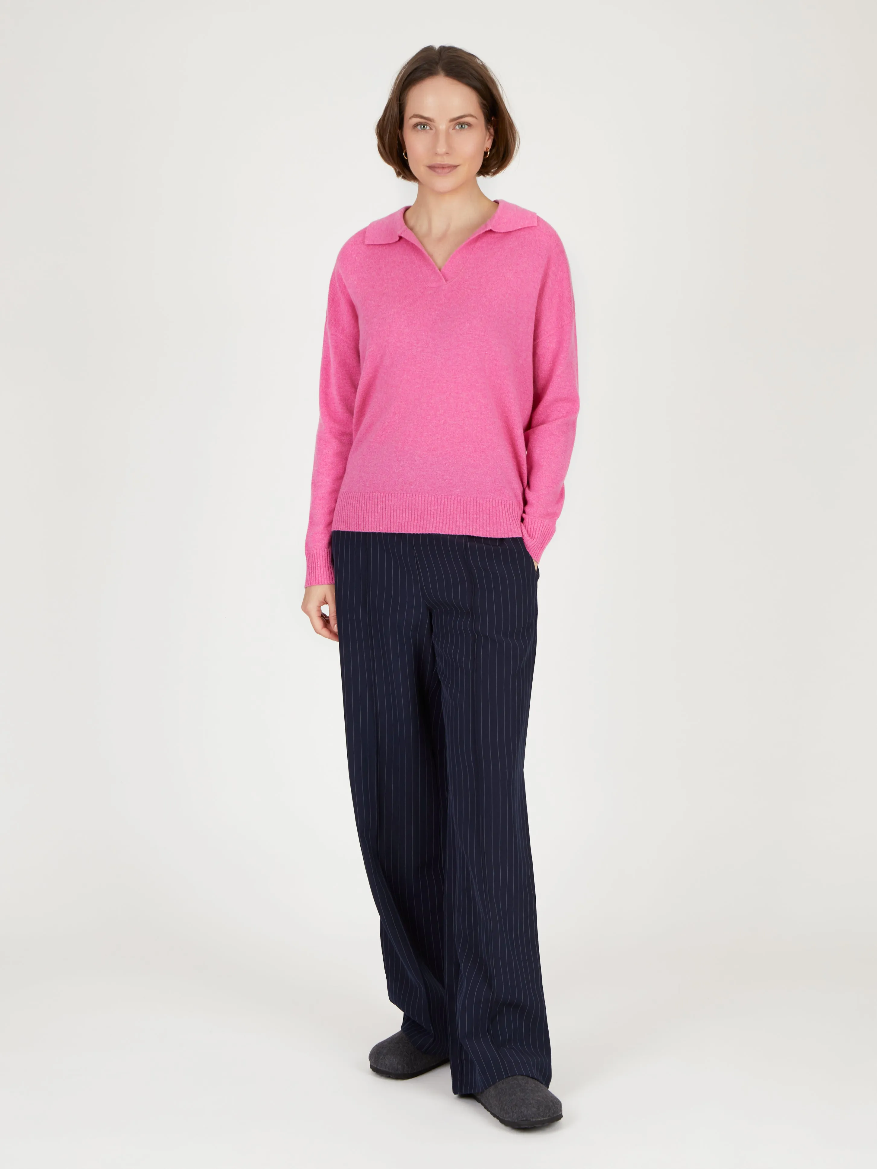 Core Standard 100% Cashmere Relaxed Collar Jumper