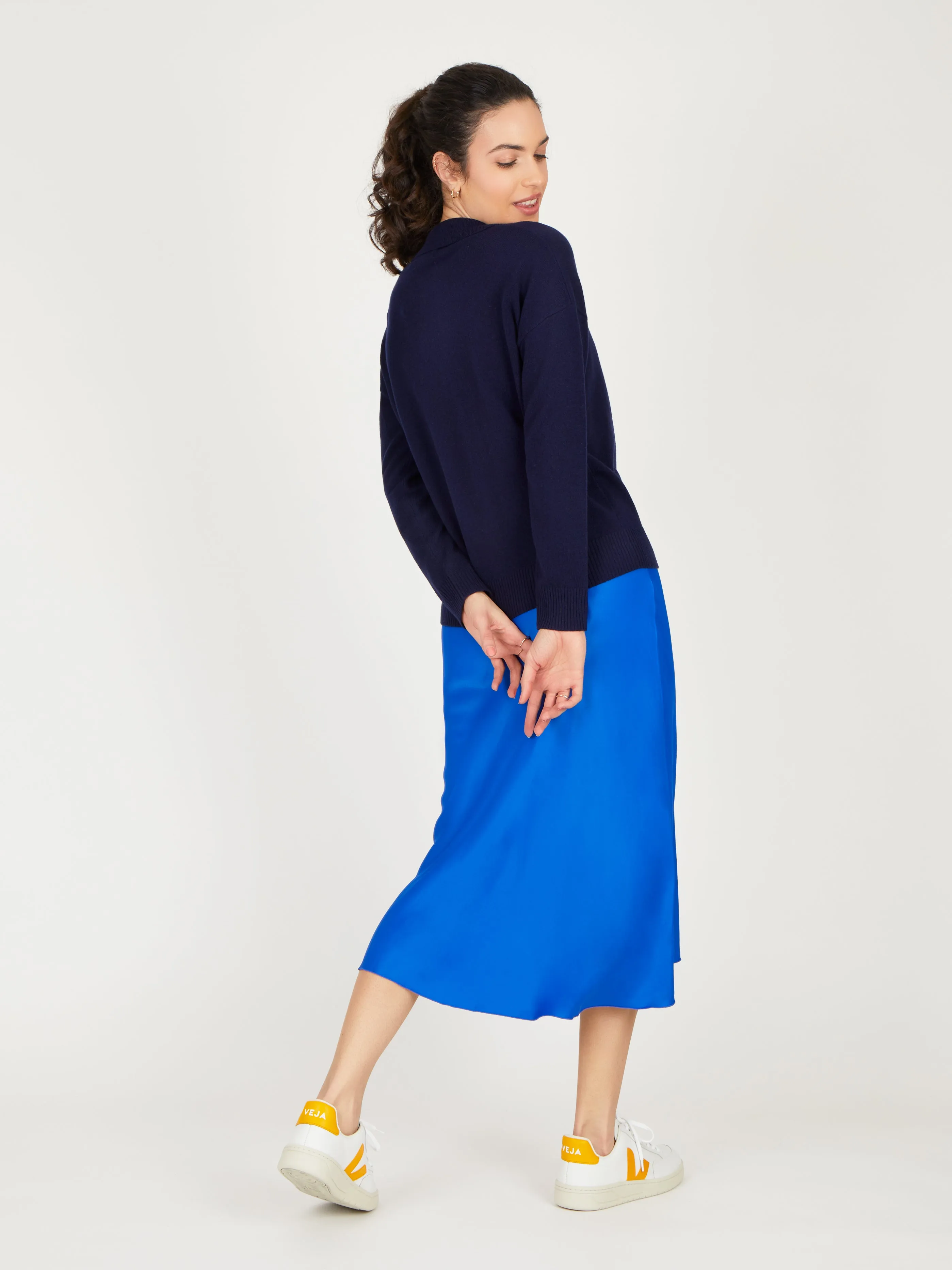 Core Standard 100% Cashmere Relaxed Collar Jumper