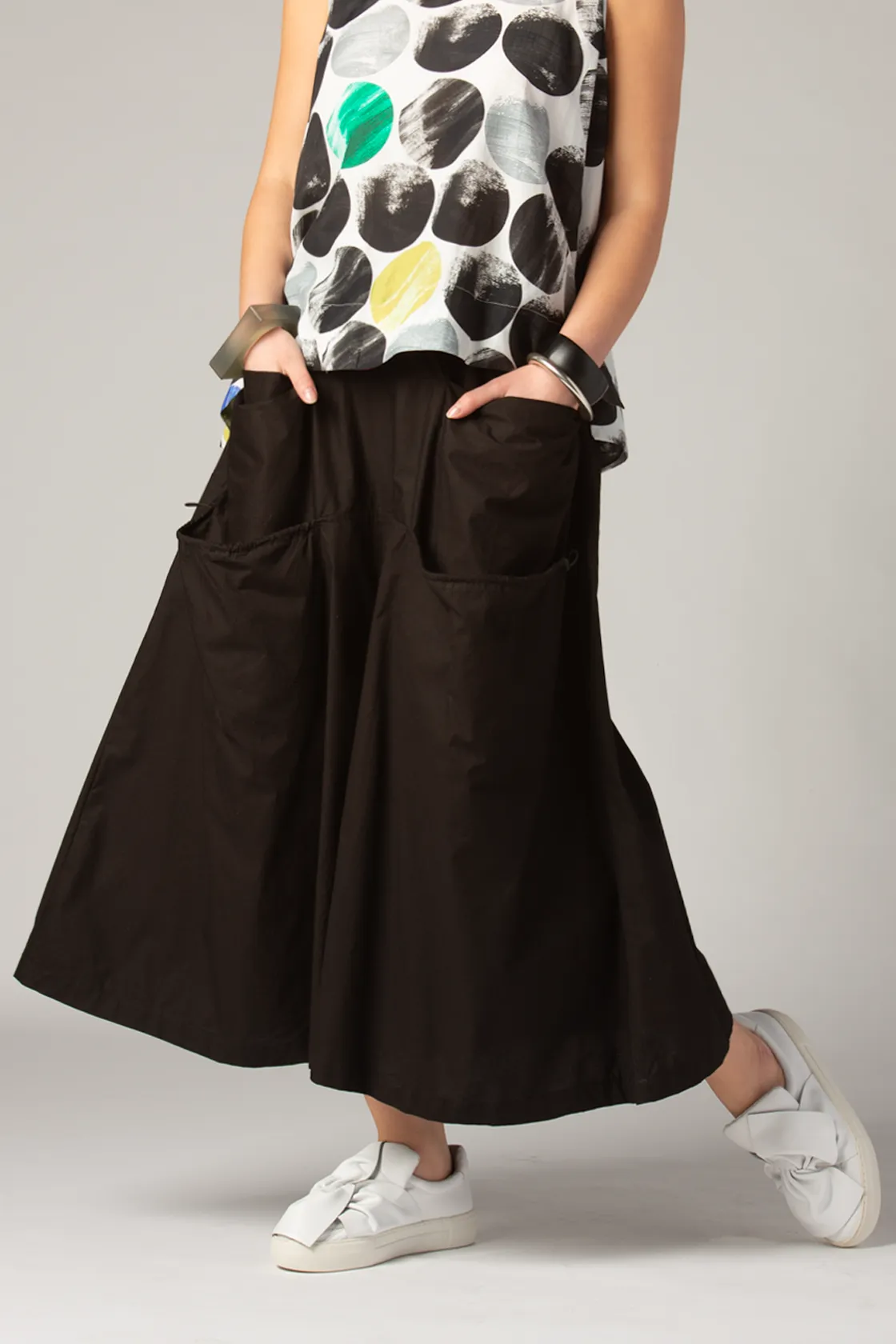 Kapsa Pant in Black Carnaby