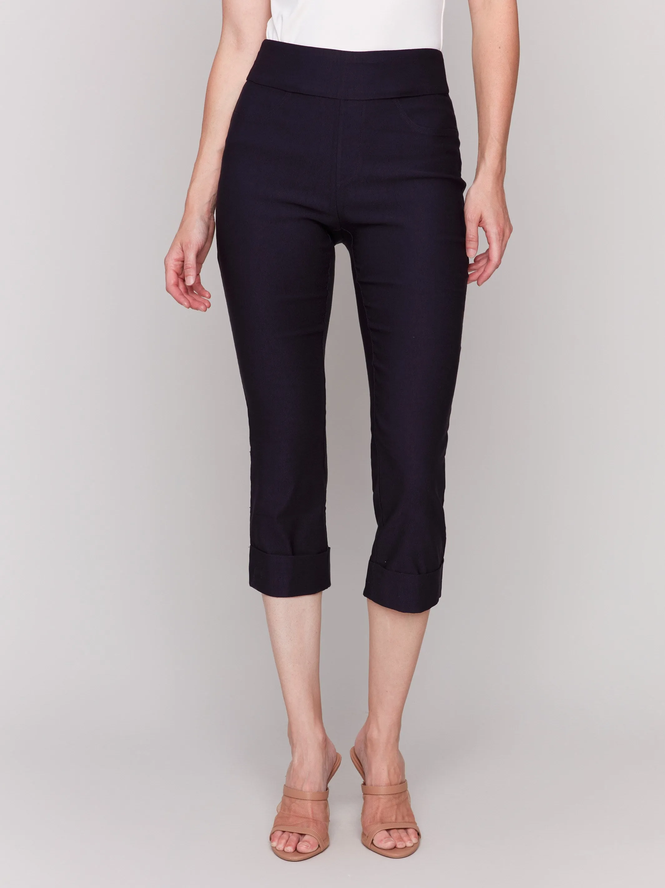 Stretch Pull-On Capri Pants - Black