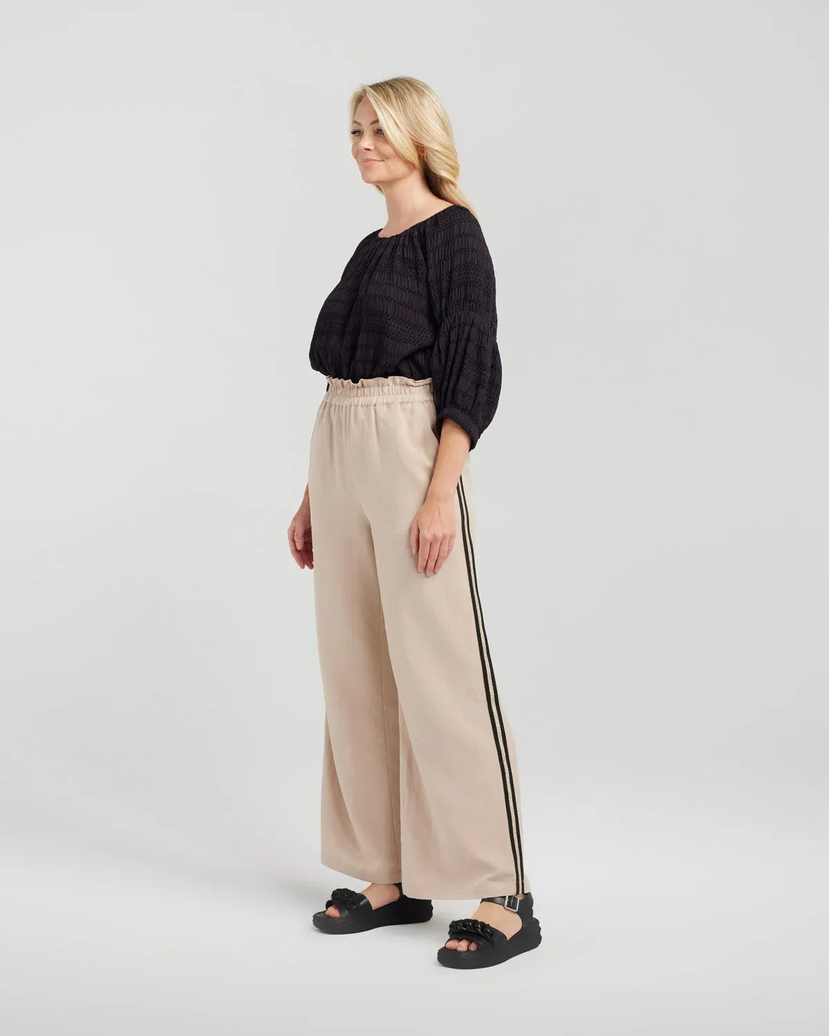 Zafina Petra Pant - Sand